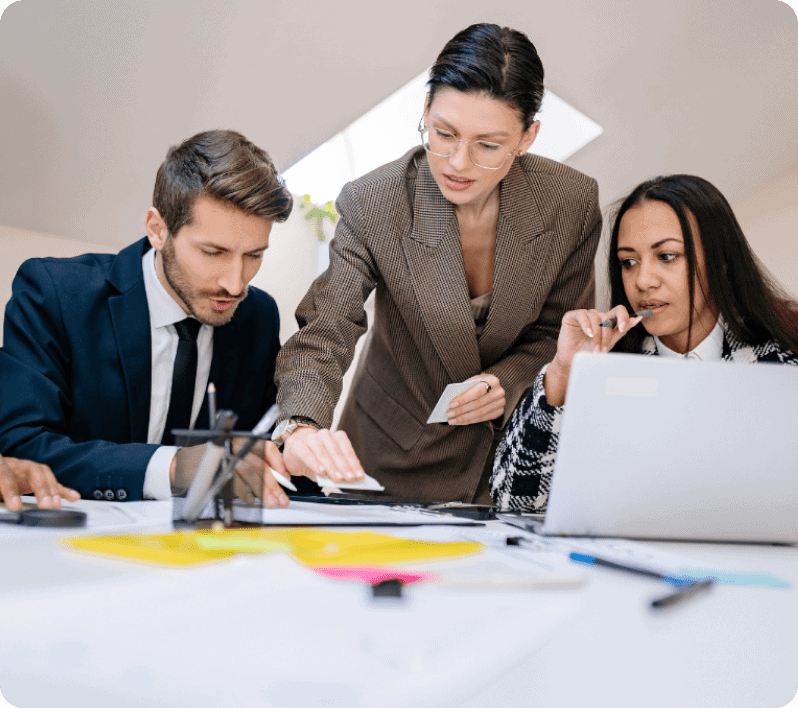 The IT-TECH team planning a project